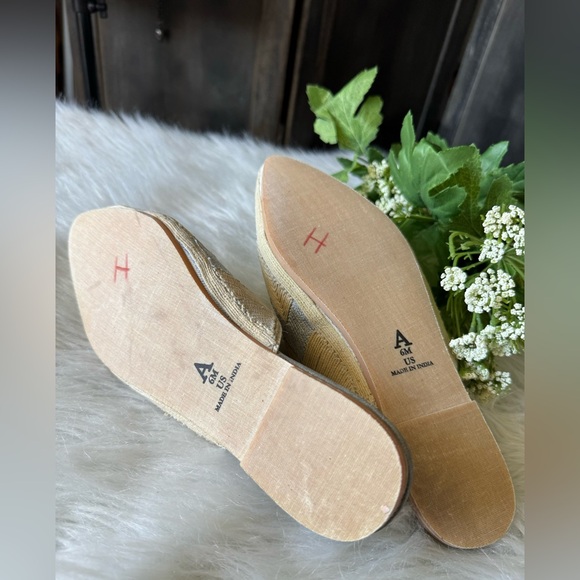 Anthropologie Loretta Embroidered Slides - Picture 8 of 8